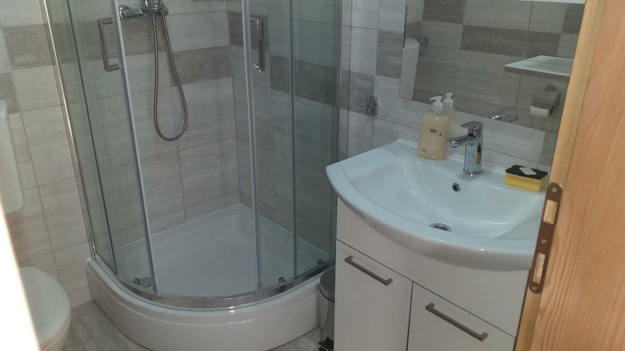 Apartment Zaklopatica Lastovo Eksteriør billede