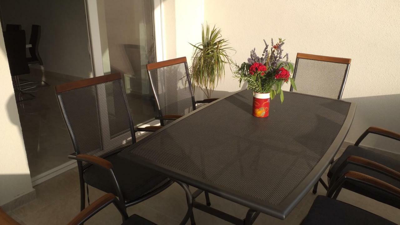 Apartment Zaklopatica Lastovo Eksteriør billede