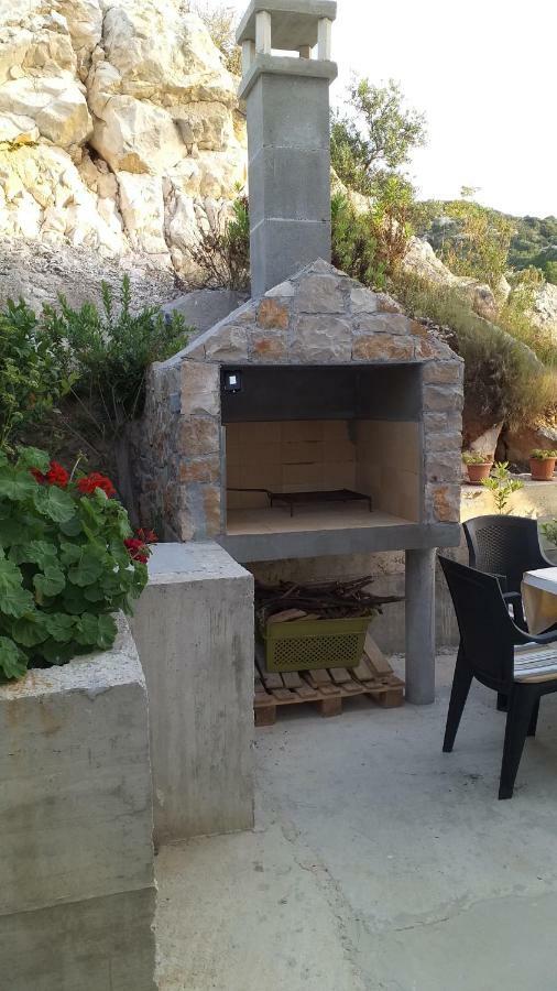 Apartment Zaklopatica Lastovo Eksteriør billede